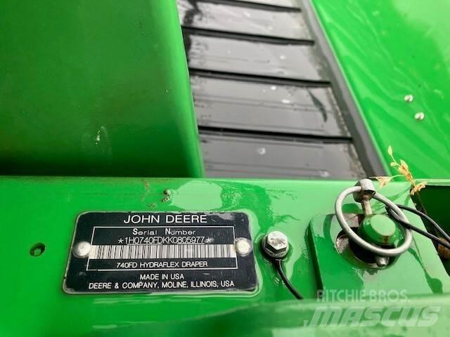 John Deere 712C Biçerdöver aksesuarlari