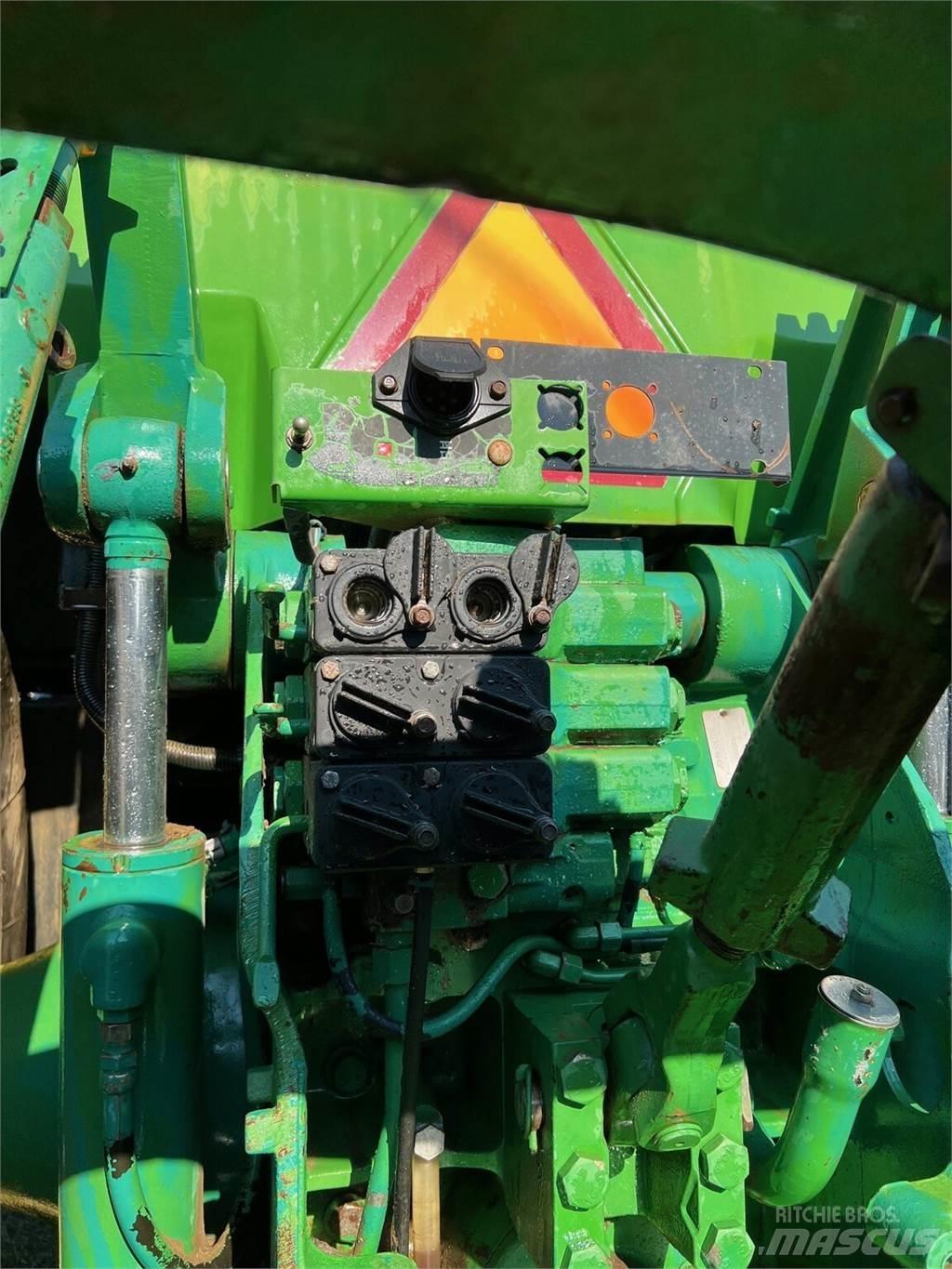 John Deere 8200 Traktörler