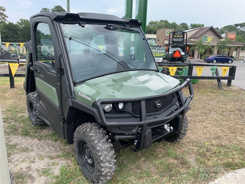 John Deere 835M Küçük araçlar