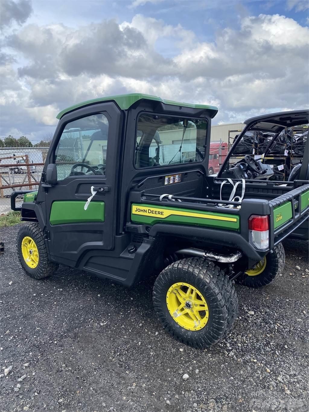 John Deere 835R Küçük araçlar