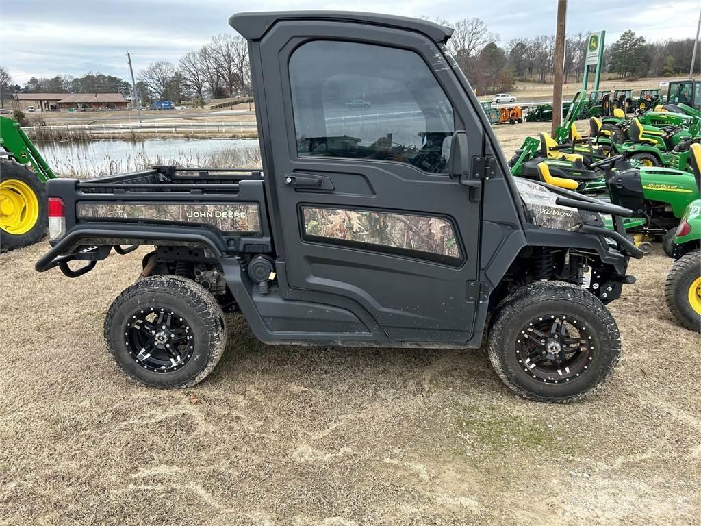 John Deere 835R Küçük araçlar