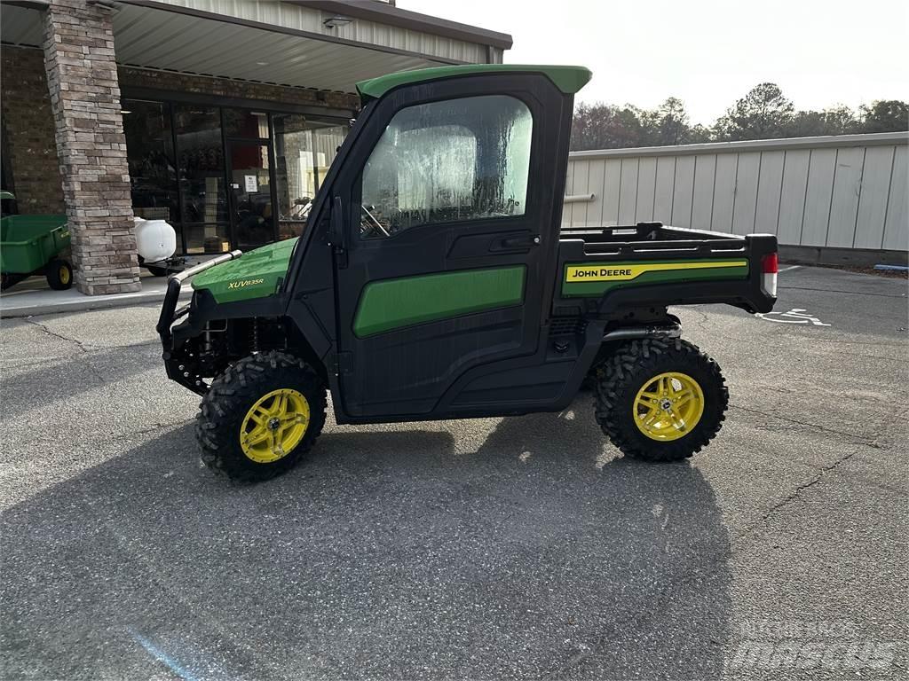 John Deere 835R Küçük araçlar