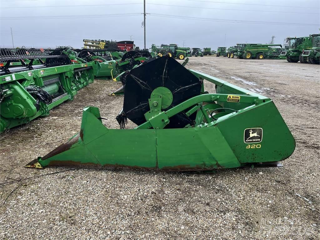 John Deere 920F Biçerdöver aksesuarlari