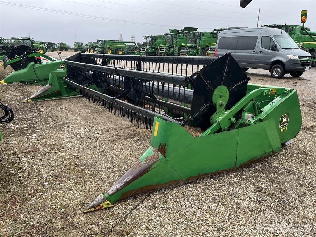 John Deere 920F Biçerdöver aksesuarlari