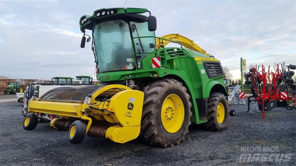 John Deere 9600 Silaj makinasi