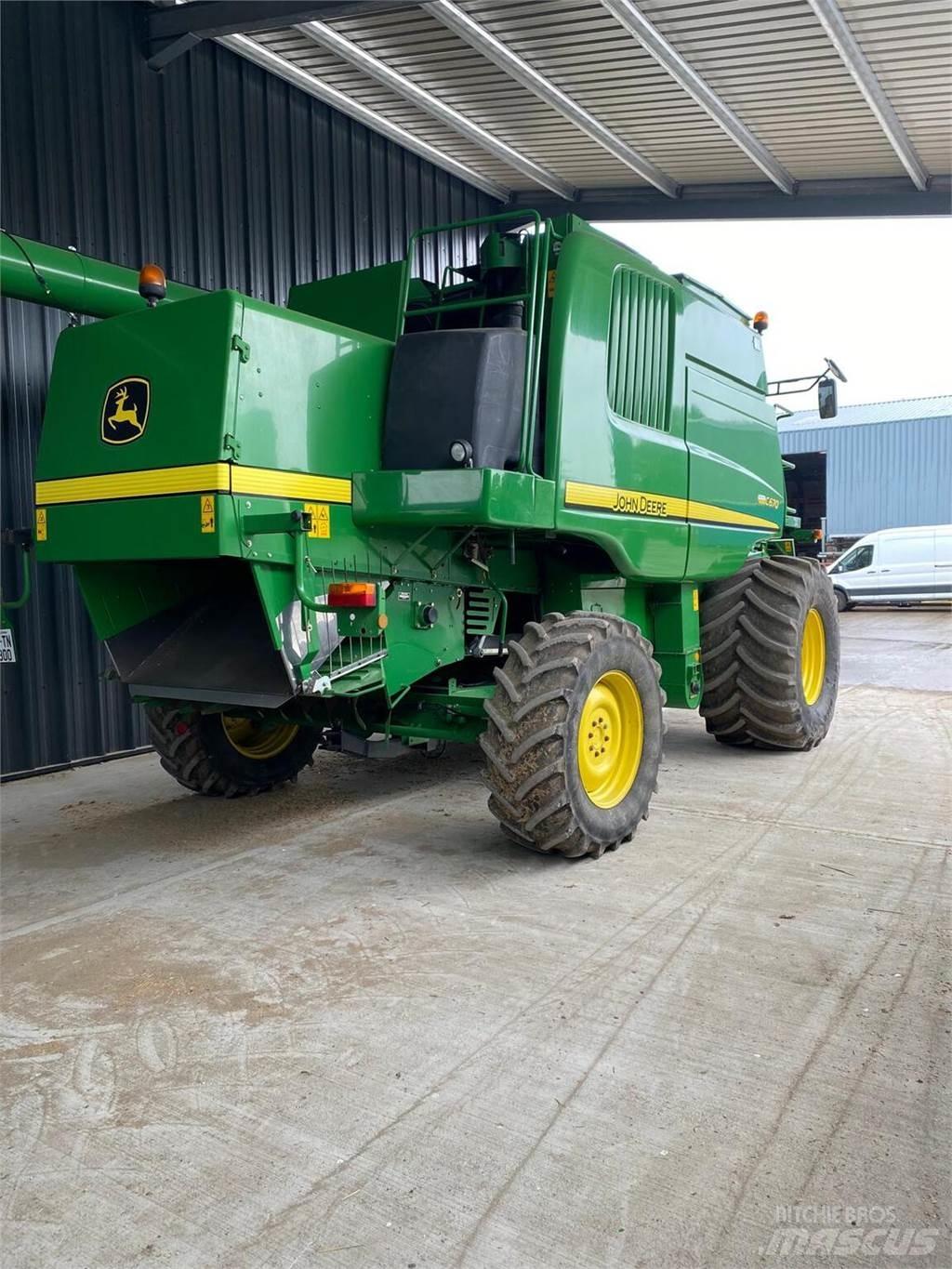 John Deere C670 Biçerdöverler