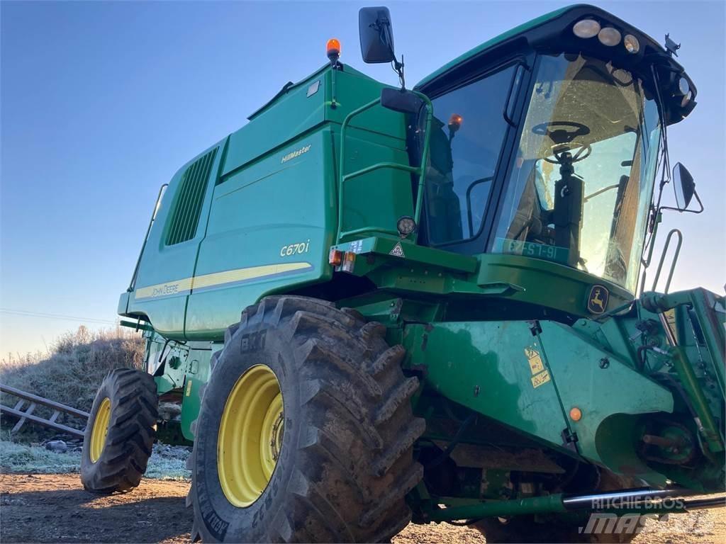 John Deere C670 Biçerdöverler