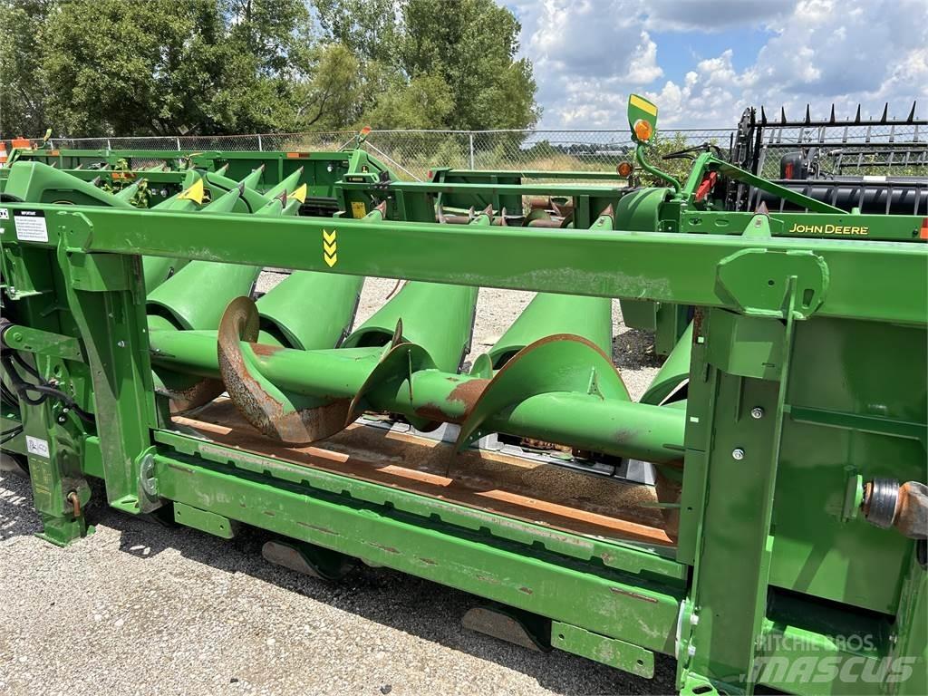 John Deere C8R Biçerdöver aksesuarlari
