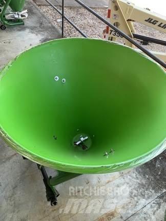 John Deere F/500 Çekilir pülverizatörler