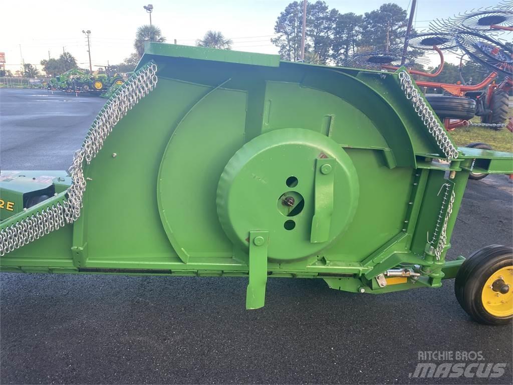 John Deere FC12E Balya ögütücü, kesici ve açicilar