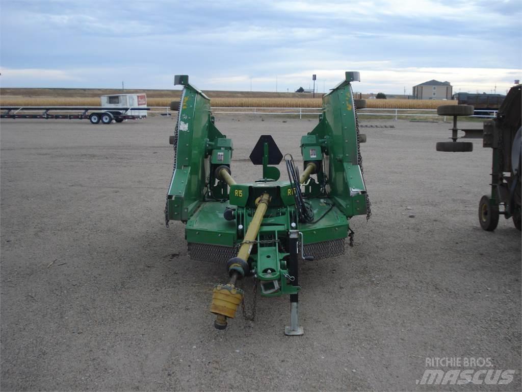John Deere R15 Balya ögütücü, kesici ve açicilar