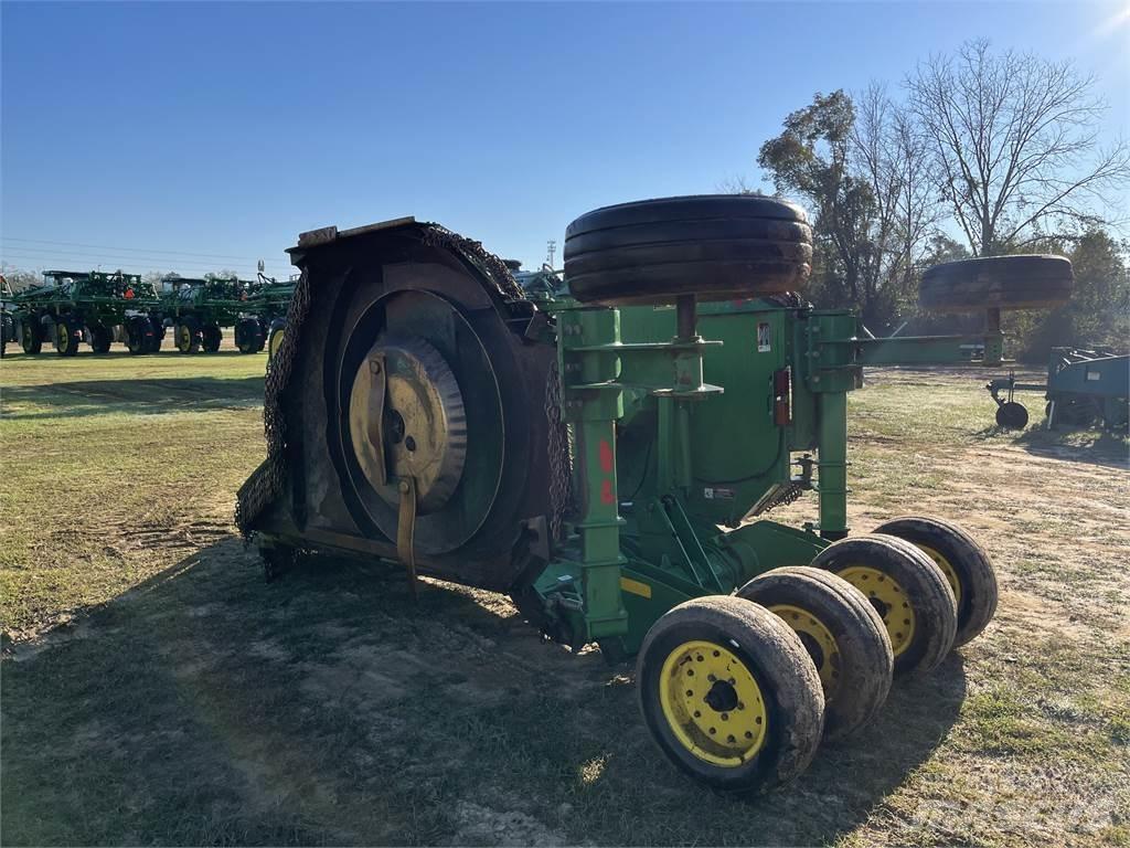 John Deere R15 Balya ögütücü, kesici ve açicilar
