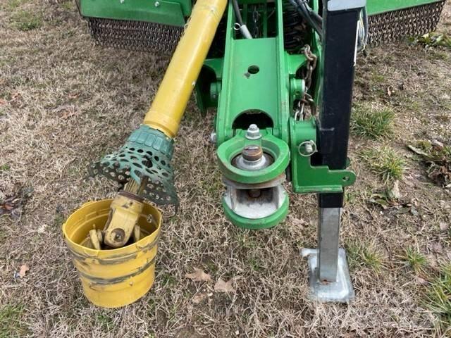 John Deere R20 Balya ögütücü, kesici ve açicilar