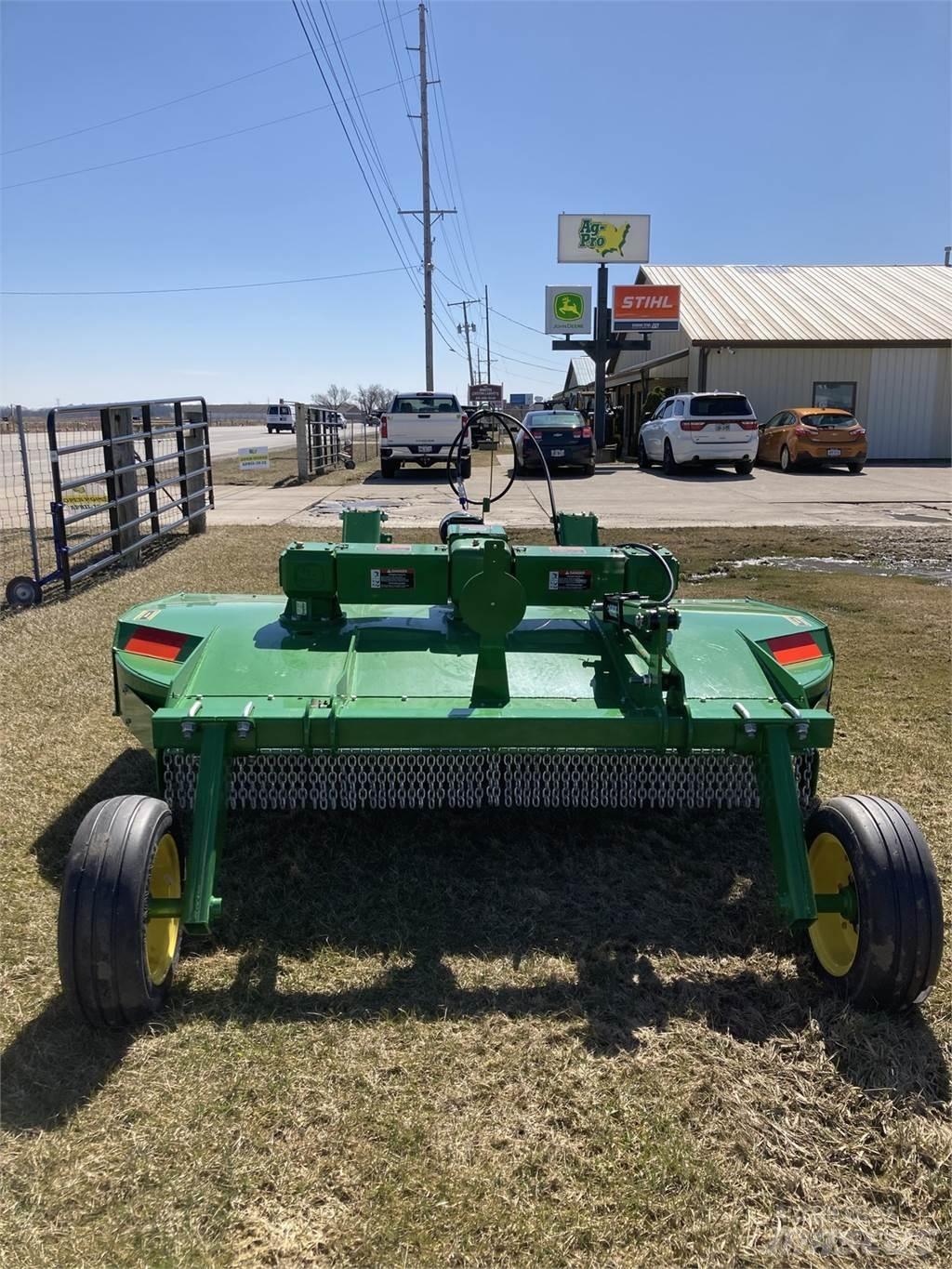 John Deere RC8M Balya ögütücü, kesici ve açicilar