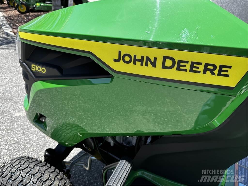 John Deere S100 Mobil çim biçme makineleri