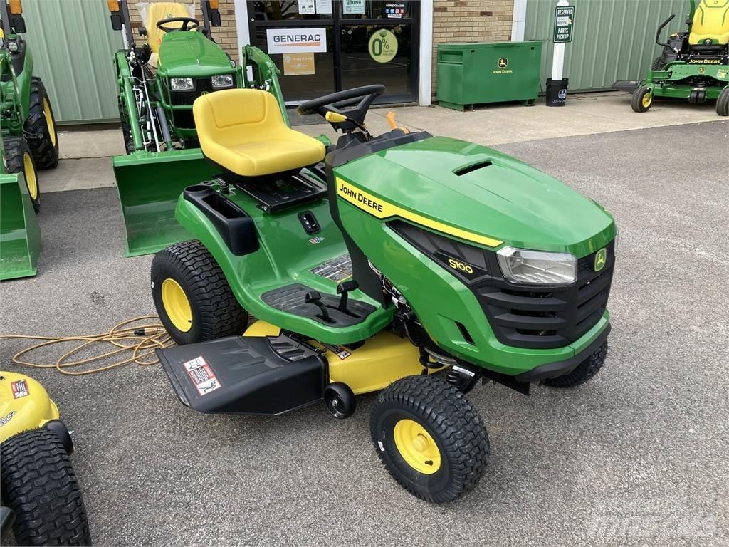 John Deere S100 Mobil çim biçme makineleri