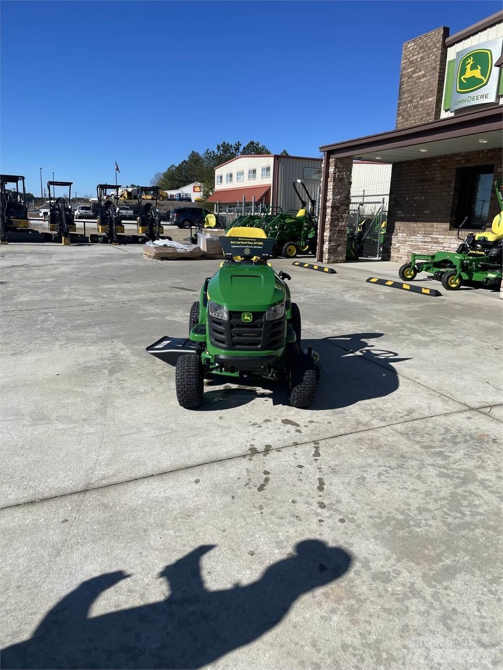 John Deere S110 Mobil çim biçme makineleri