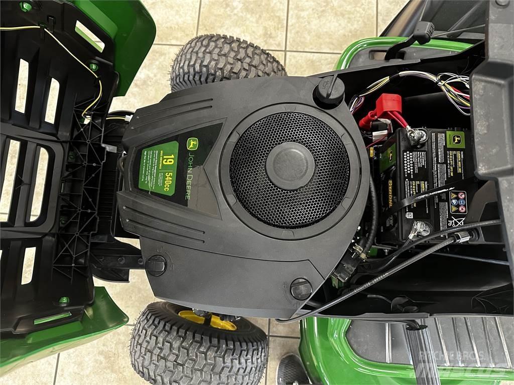 John Deere S110 Mobil çim biçme makineleri