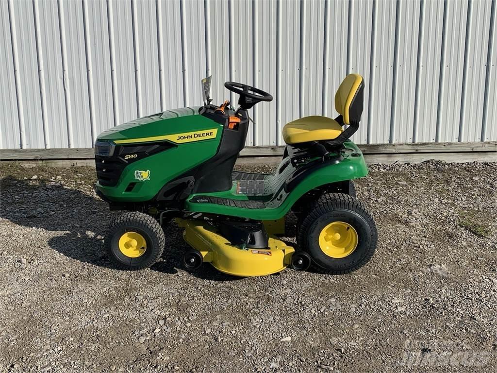 John Deere S140 Mobil çim biçme makineleri