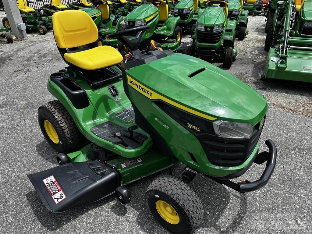 John Deere S140 Mobil çim biçme makineleri