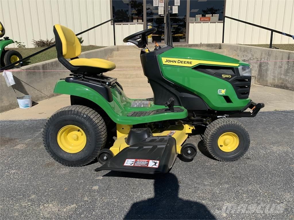 John Deere S140 Mobil çim biçme makineleri
