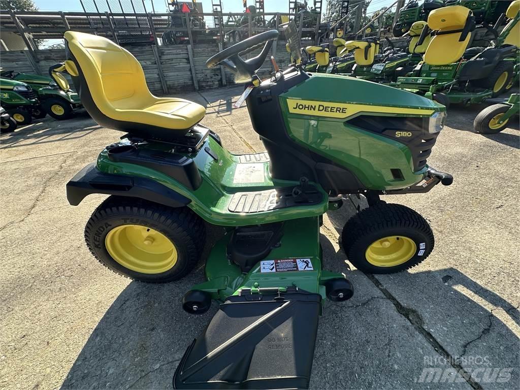 John Deere S180 Traktörler