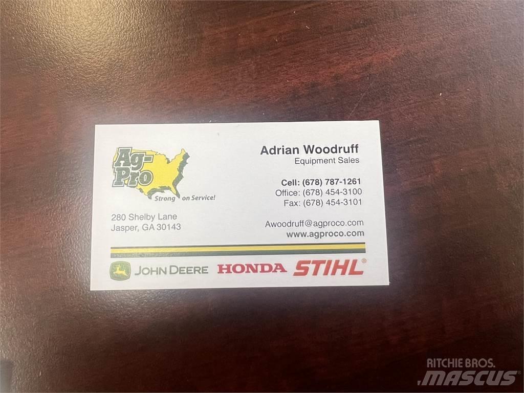 John Deere S220 Mobil çim biçme makineleri