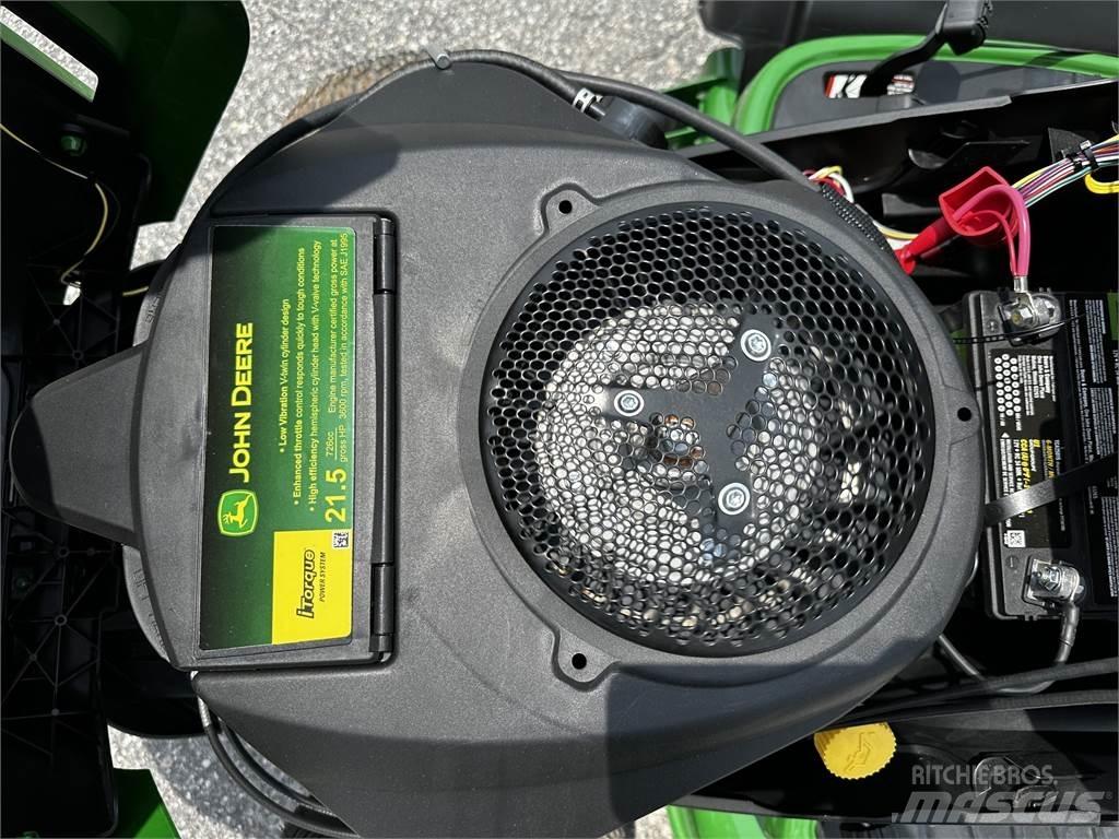 John Deere S240 Traktörler