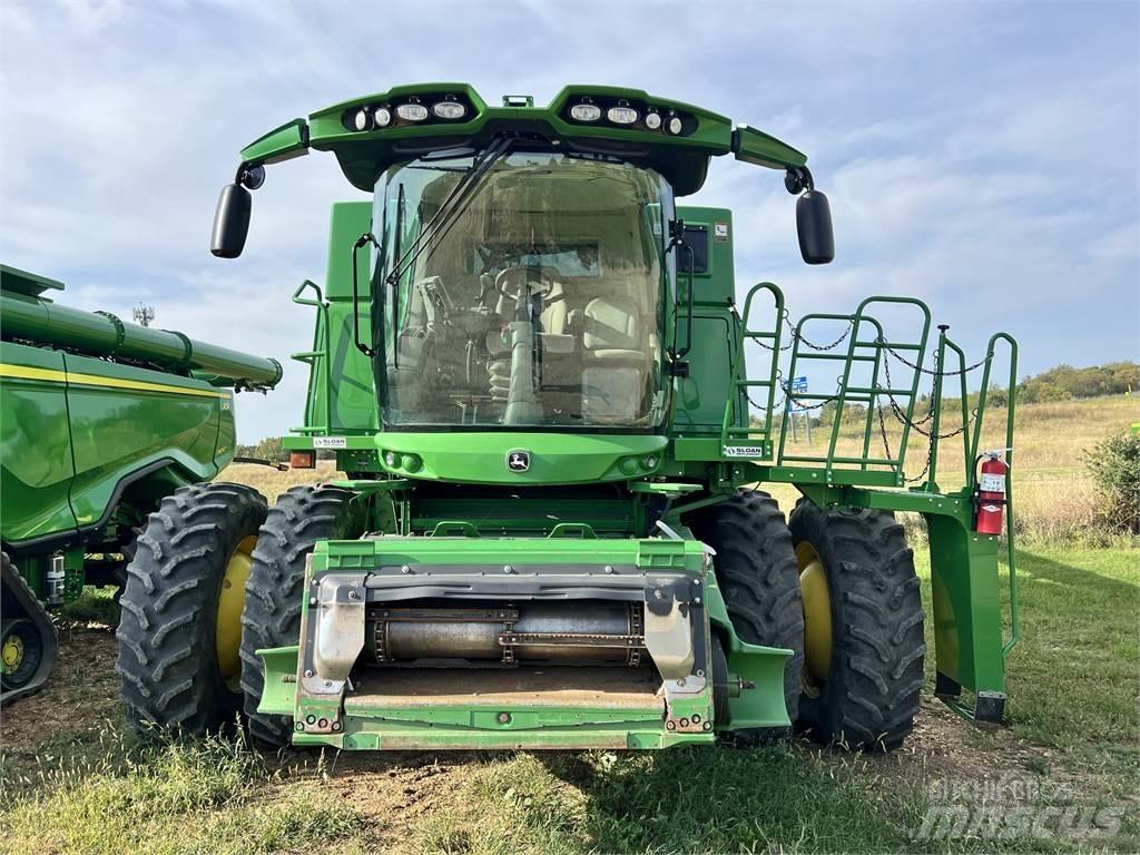John Deere S680 Biçerdöverler