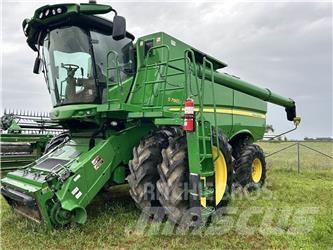 John Deere S680 Biçerdöverler