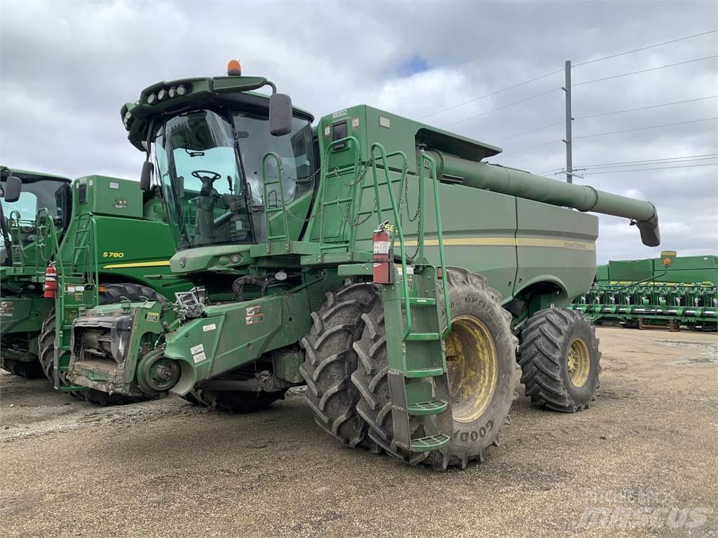 John Deere S680 Biçerdöverler