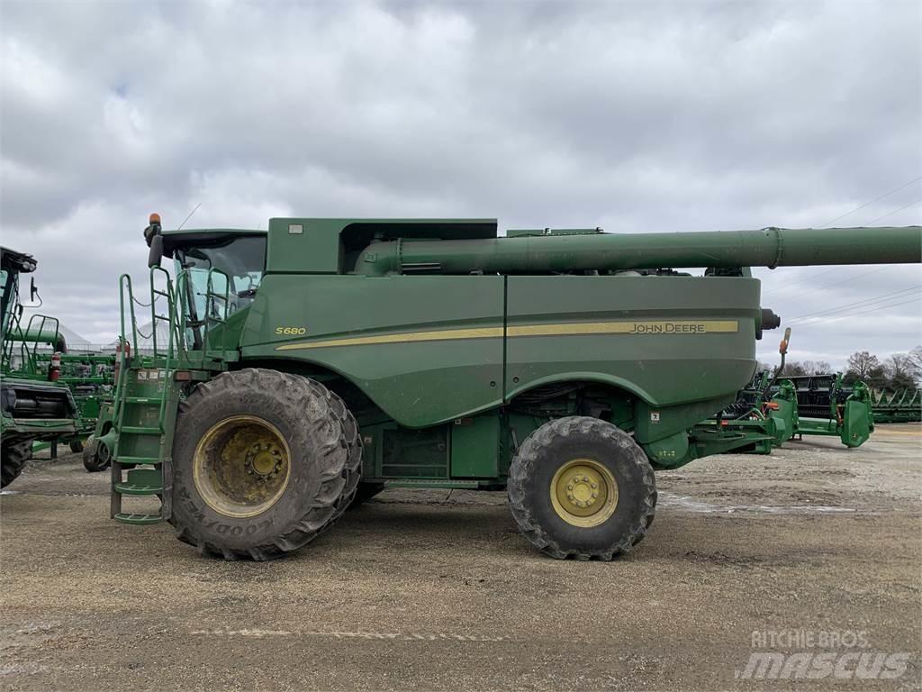 John Deere S680 Biçerdöverler