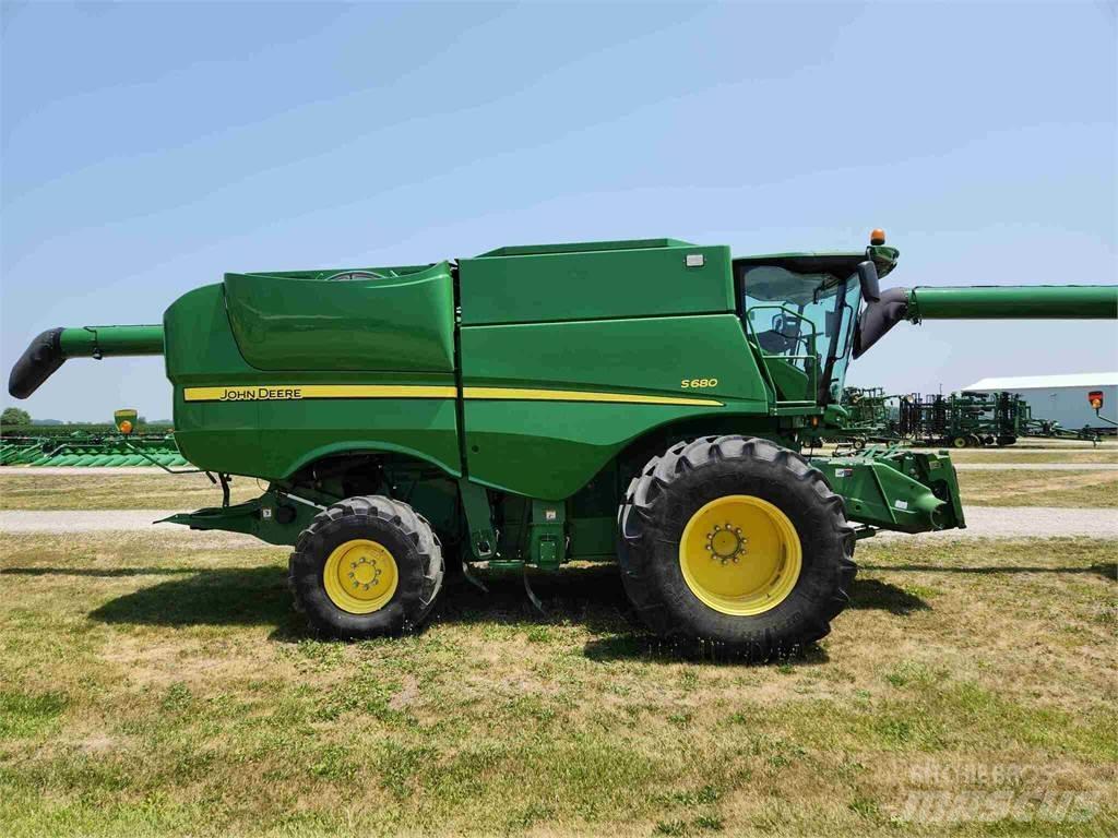 John Deere S680 Biçerdöverler