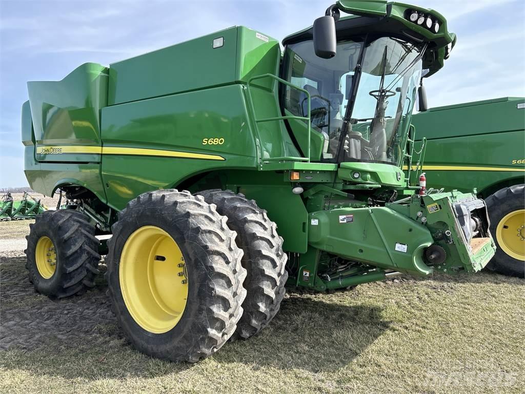 John Deere S680 Biçerdöverler