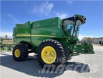 John Deere S770 Biçerdöverler