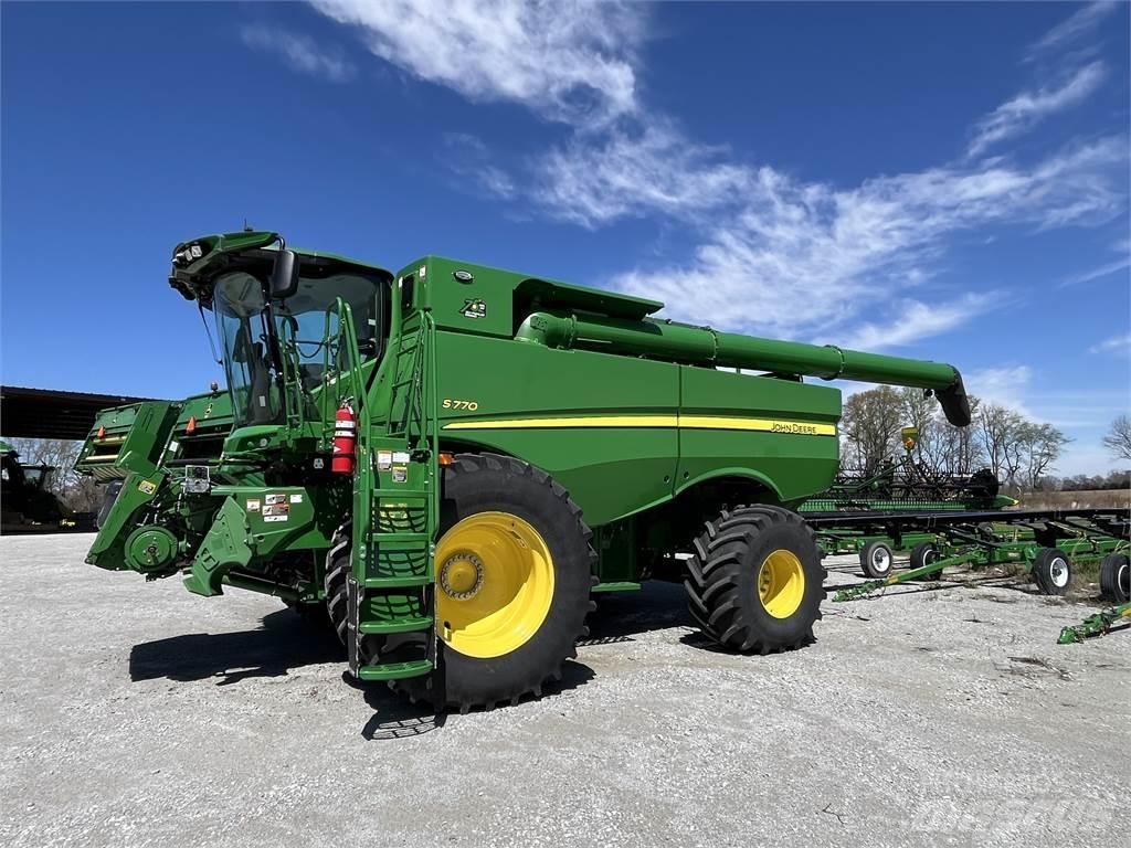John Deere S770 Biçerdöverler