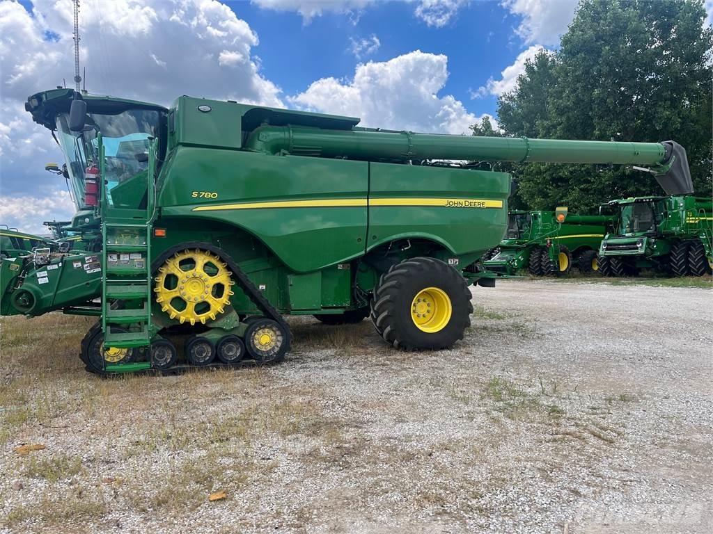 John Deere S780 Biçerdöverler