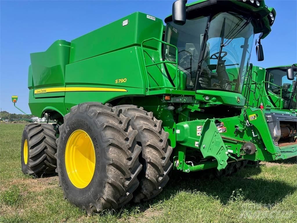 John Deere S790 Biçerdöverler