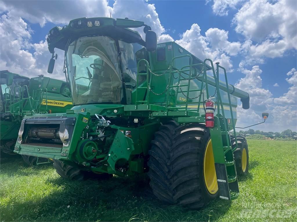 John Deere S790 Biçerdöverler