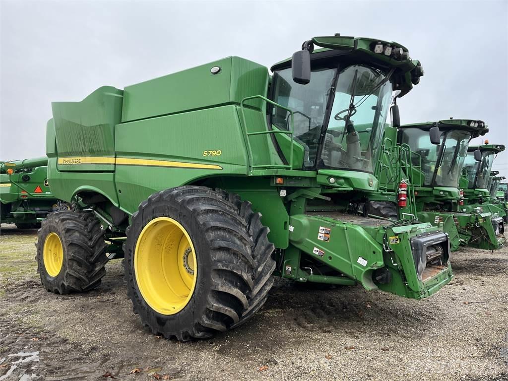 John Deere S790 Biçerdöverler
