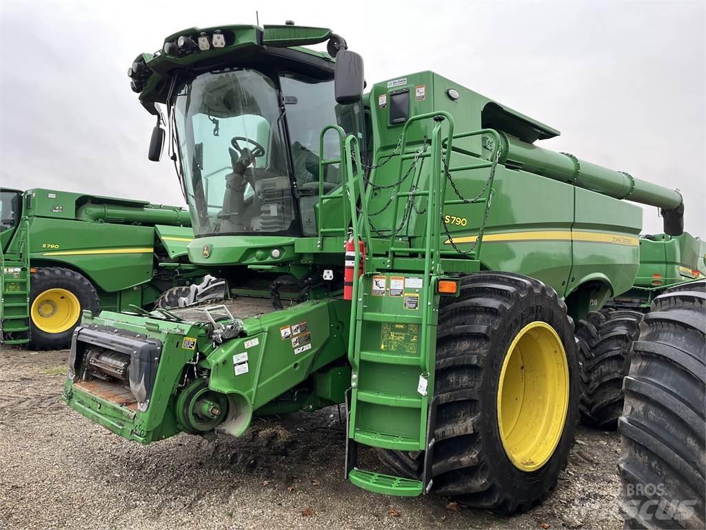 John Deere S790 Biçerdöverler