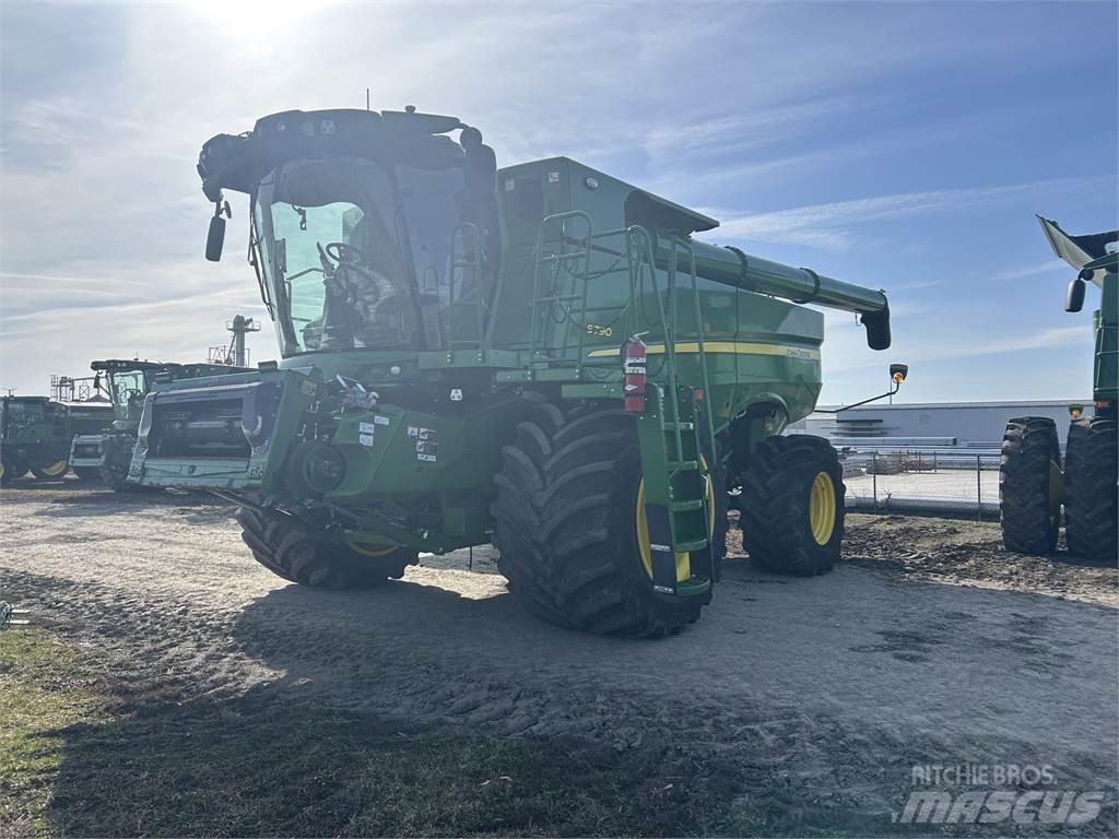 John Deere S790 Biçerdöverler