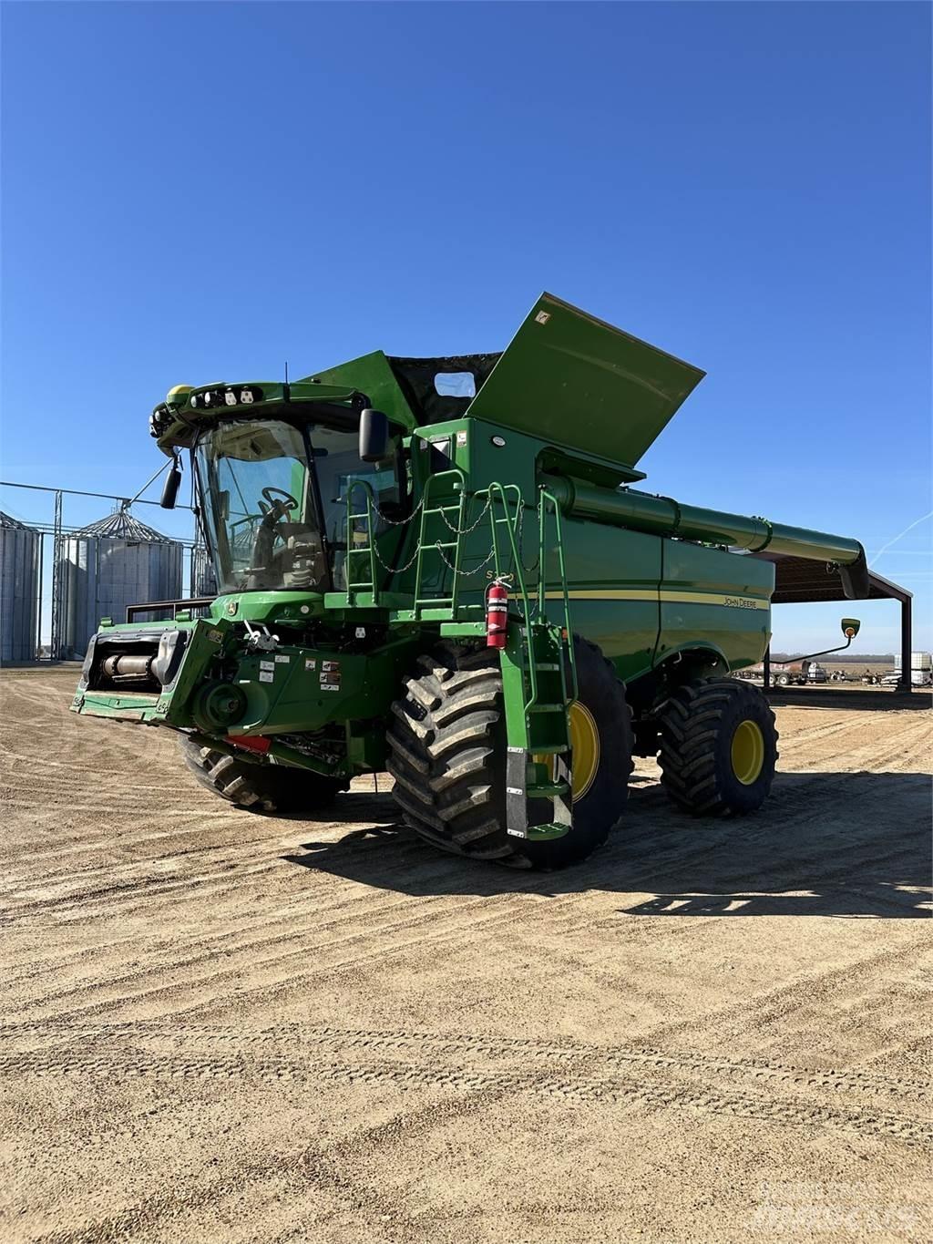 John Deere S790 Biçerdöverler