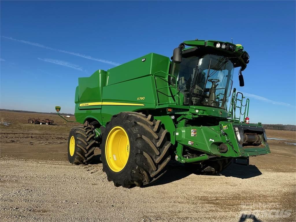 John Deere S790 Biçerdöverler