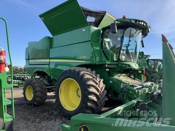 John Deere S790 Biçerdöverler