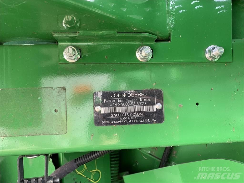 John Deere S790 Biçerdöverler