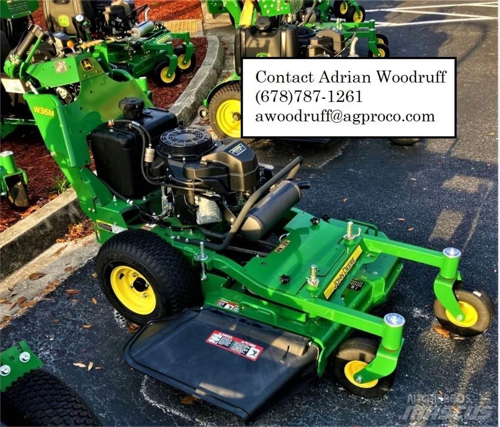 John Deere W36M Arkasından yürünen çim biçme makineleri