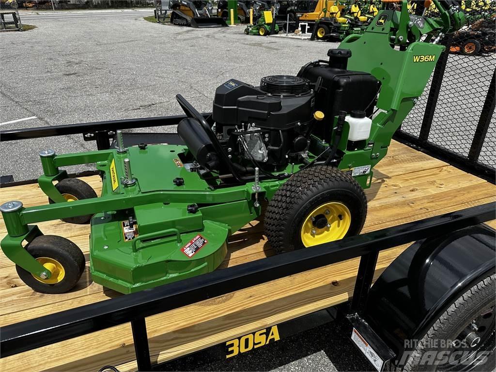 John Deere W36M Arkasından yürünen çim biçme makineleri