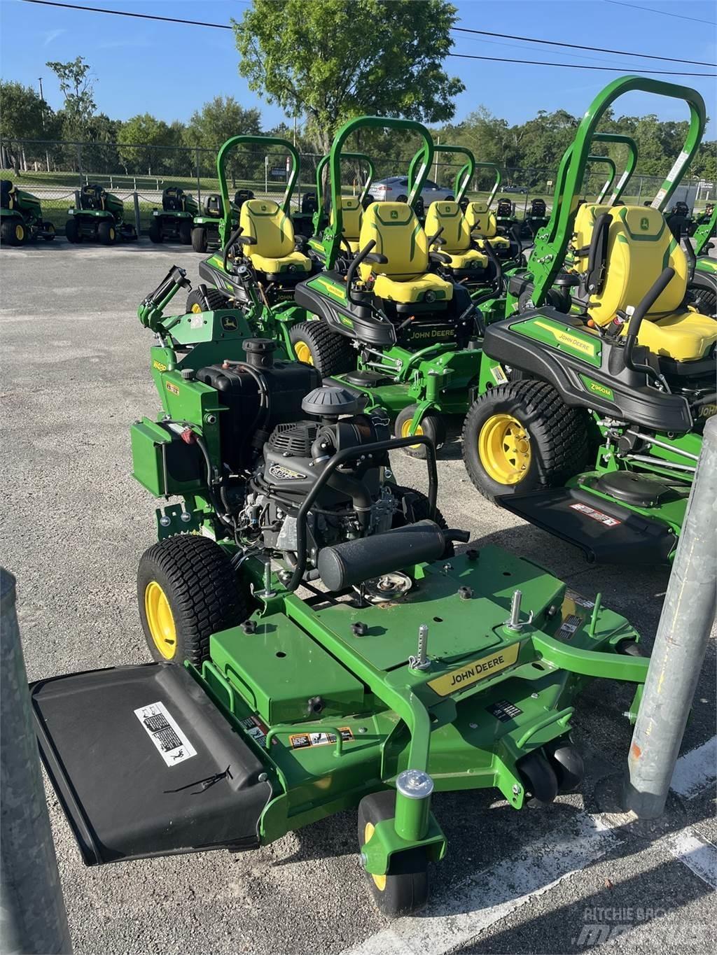 John Deere W48R Arkasından yürünen çim biçme makineleri