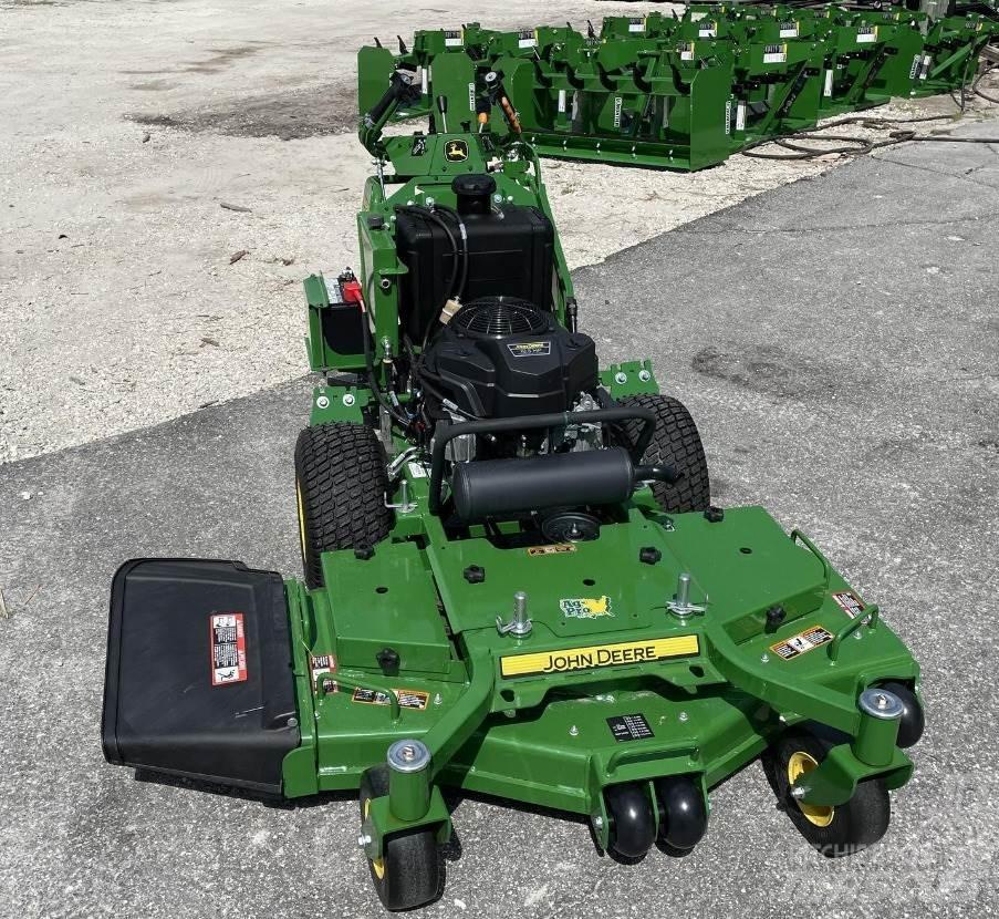 John Deere W48R Arkasından yürünen çim biçme makineleri